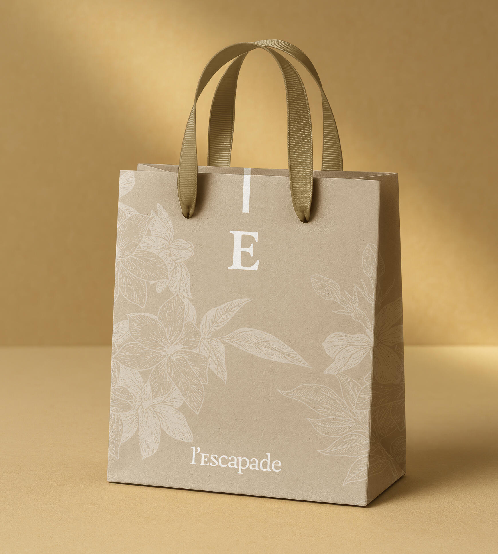 création packaging sac personnalisé pour marque de cosmétique
